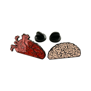 Pin "Inima şi Creierul"
