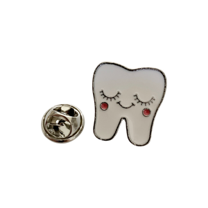 Pin "Shy Tooth"
